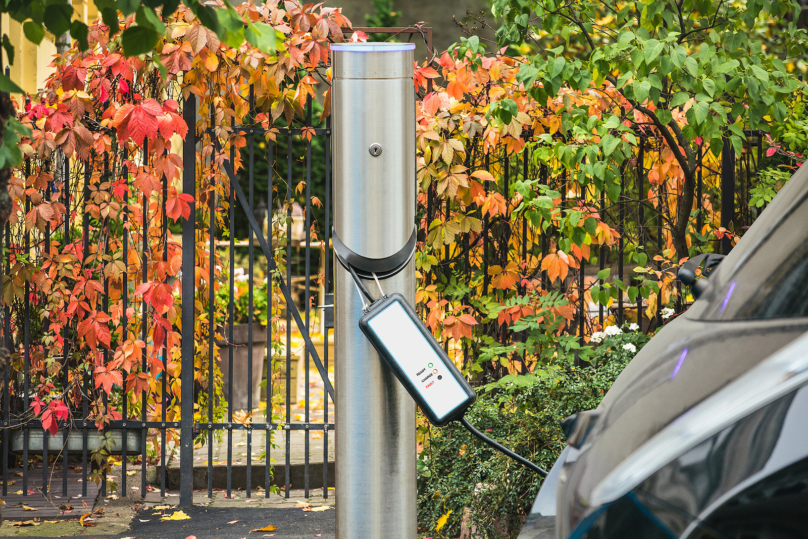 outdoor-ev-charging-station-urban-neighborhood-wilcox-electric-dc