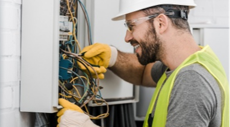 Buying-or-selling-a-house-get-a-home-electrical-inspection-Wilcox-Electric-DC