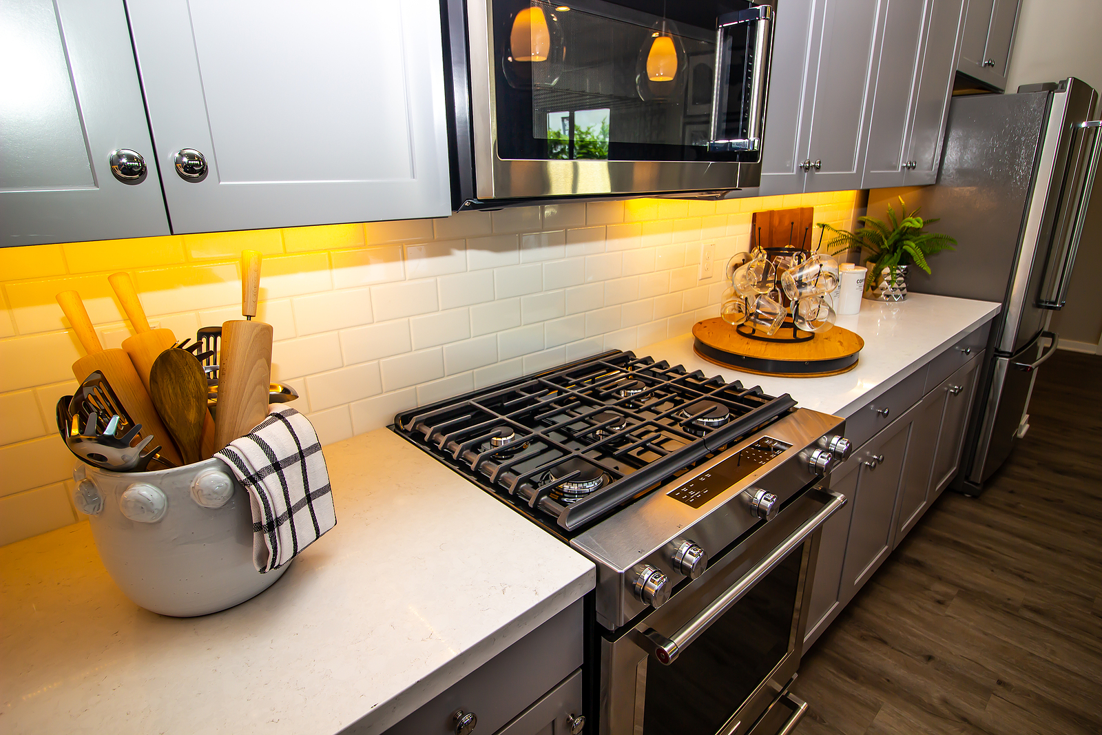 Illuminate Your Space: Explore the Benefits of Under-Cabinet Lighting