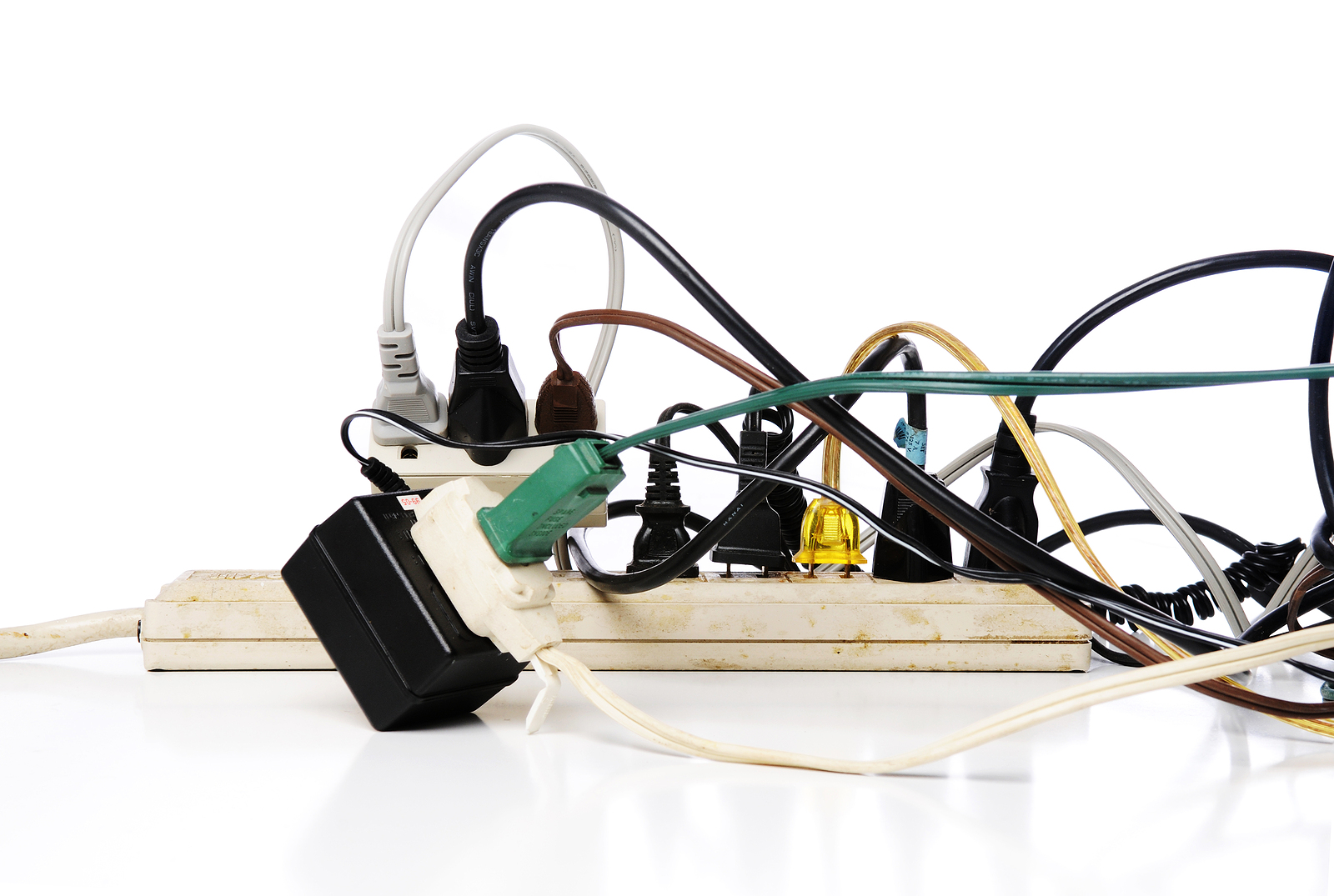 Solutions-for-Outlet-Starved-Historic-Homes-No-Rewiring-Required-Wilcox-Electric-DC